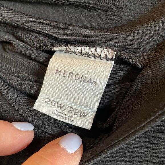 NWT Merona Skirt  - Picture 3 of 3